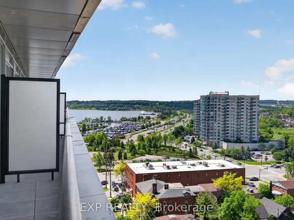 39 Mary St #1101, Barrie, ON L4N 1S9