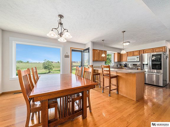 3rd image of 6700 Meursault Dr