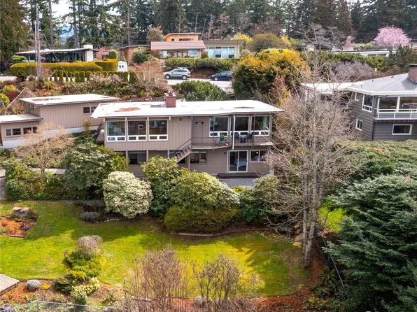 310 Highland Drive, Bellingham, WA 98225