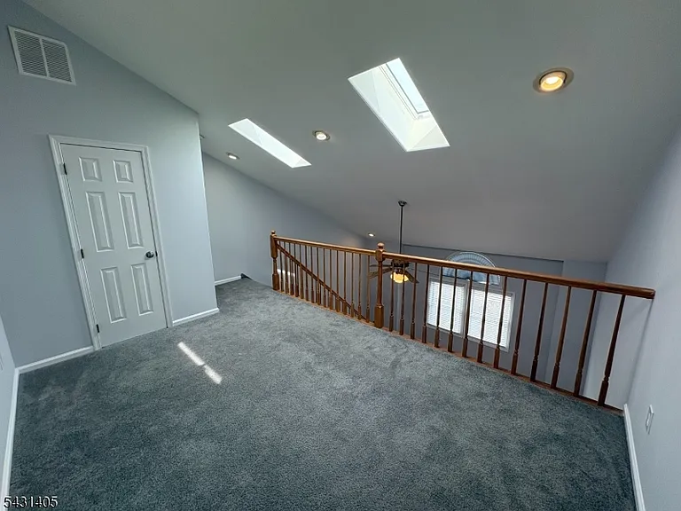 646 Faulkner Dr — Photo 12