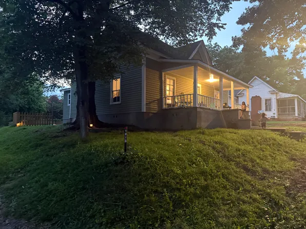 1013 Avenue D NW, Rome, GA 30165