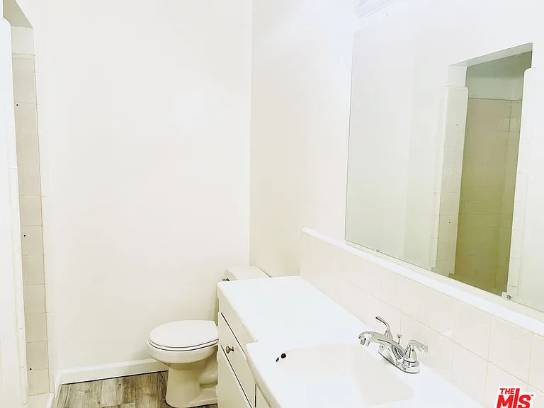 757 Ocean Ave #308 — Photo 17