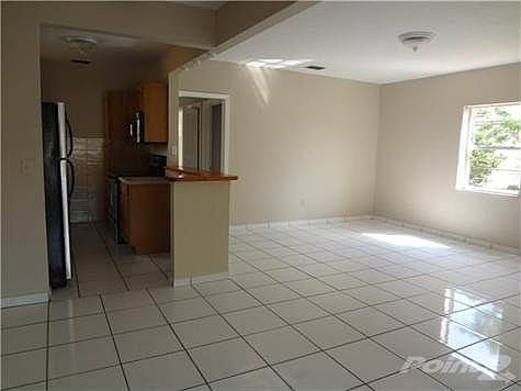 3rd image of 1387 NE 178th St