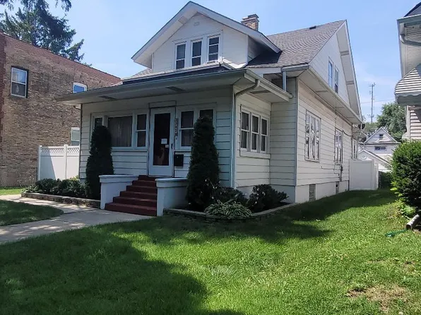 2542 N Mont Clare Ave, Elmwood Park, IL 60707