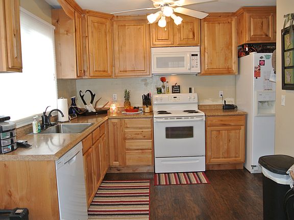2nd image of 1885 S Carolina Cir