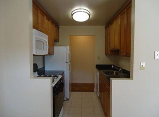 6 Hasbrouck Rd APT H, Garnerville, NY 10923