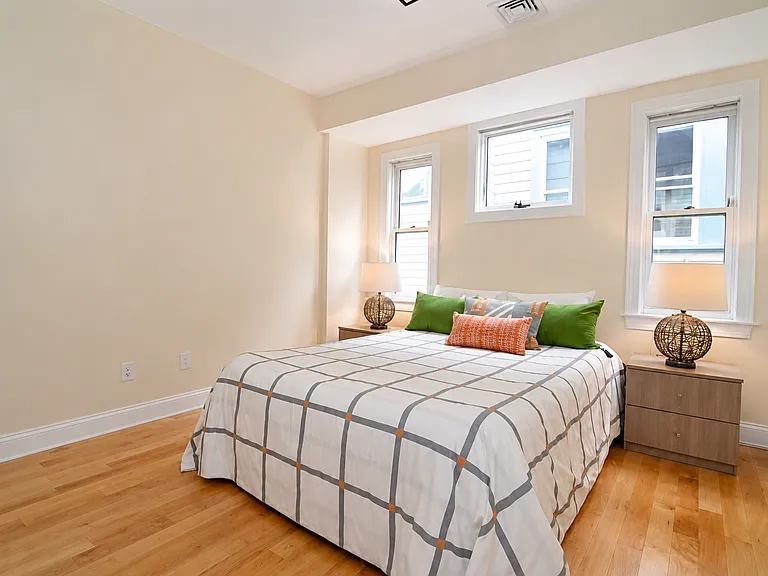184 Magazine St #3 — Photo 6