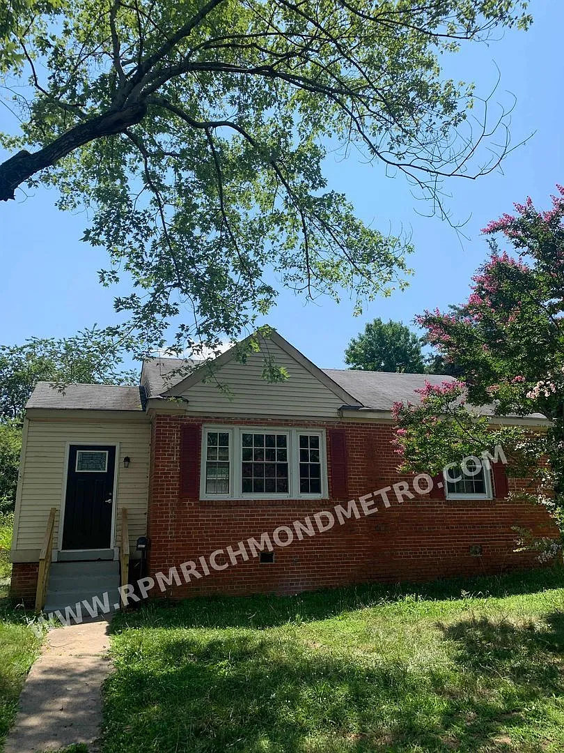 2 bed, 1.0 bath, 848 sqft, $1,400 — Photo 1