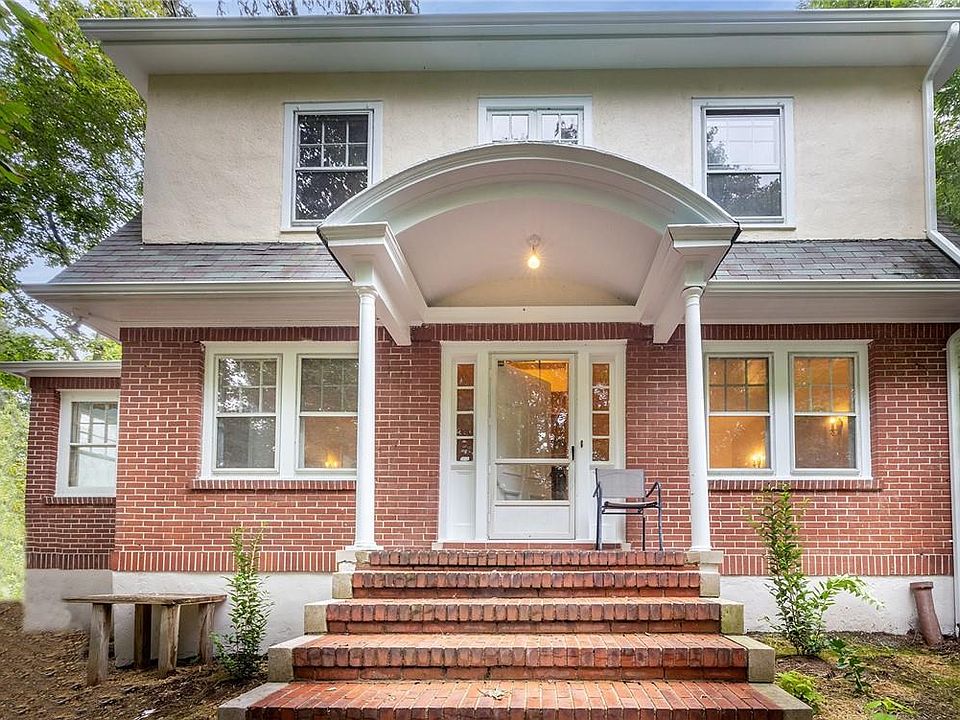 1st image of 137 Manchester Drive