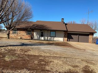4106 W Wood Rd, Waukomis, OK 73773