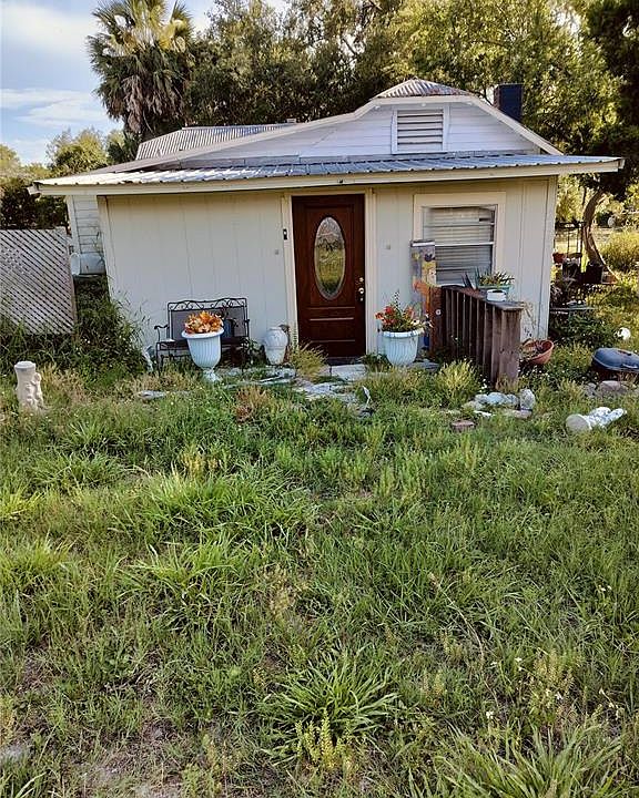 1st image of 2349 Montclair Rd