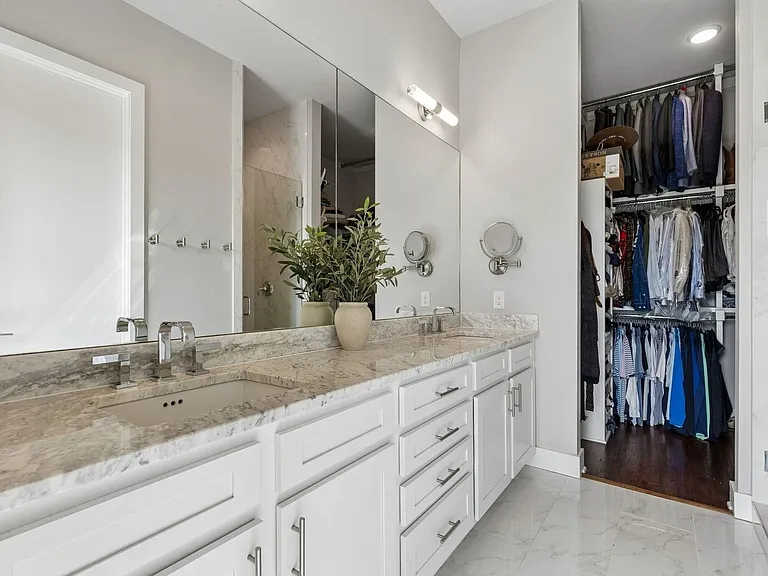 4402 Lafayette St #B — Photo 18