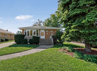 504 E Butterfield Rd, Elmhurst, IL 60126