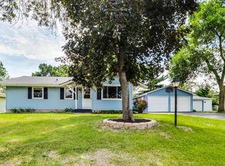 1613 72nd Ave N, Brooklyn Center, MN 55430