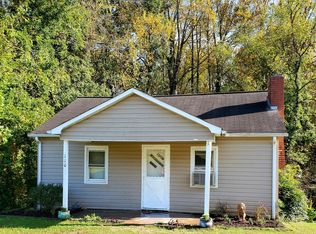 110 Justice Ave, Hudson, NC 28638