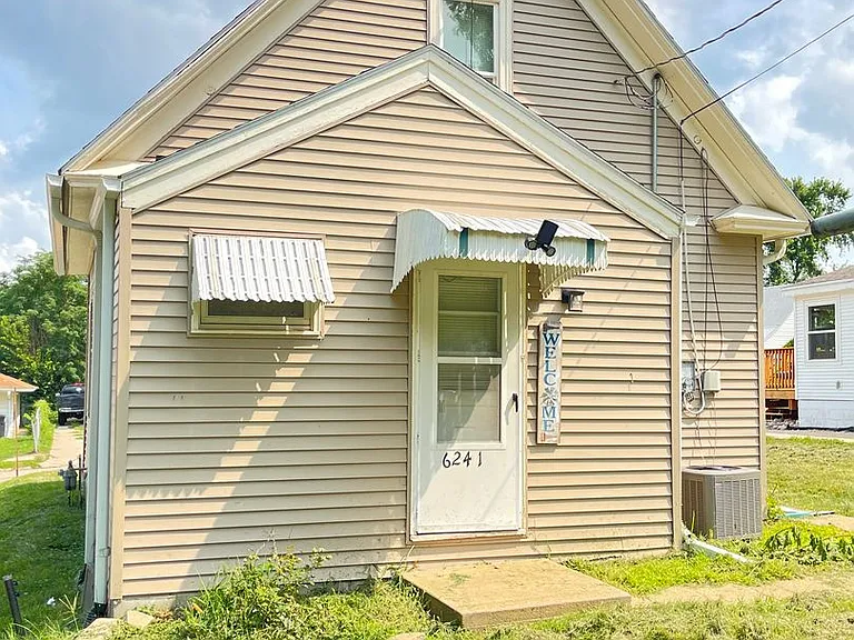 6241 Decatur St — Photo 38