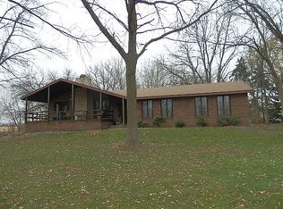 2074 S Sandbar Rd, Kankakee, IL 60901