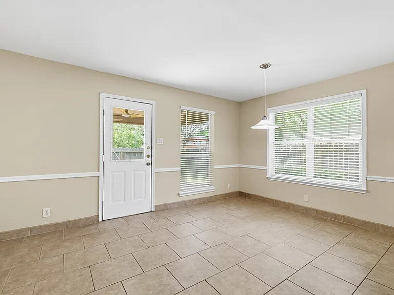 9324 Cedar Point — Photo 10