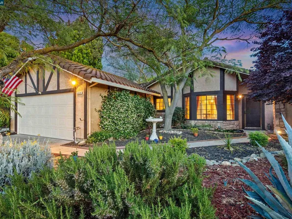 2628 Asilomar Dr, Antioch, CA 94531