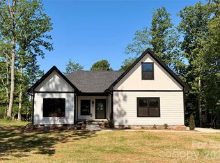 1079 Faith Ct, Morganton, NC 28655