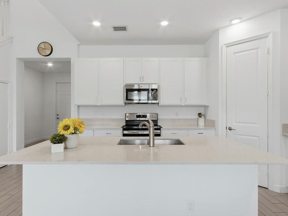 1st image of 4874 Navali Dr