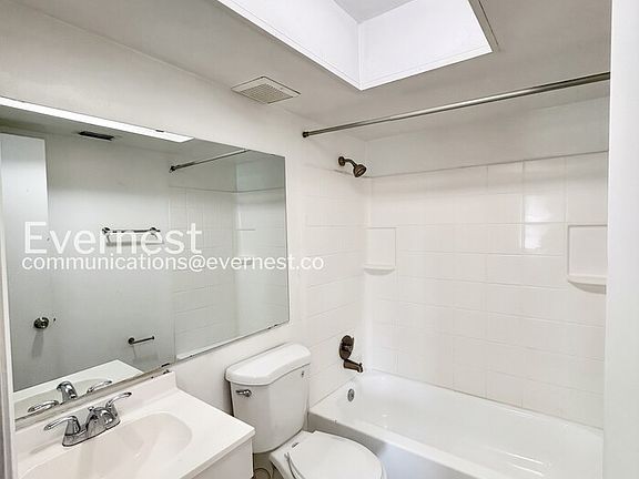 5th image of 2151 S Ivey Ln
