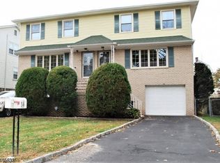 16 Rena Ln, Bloomfield, NJ 07003