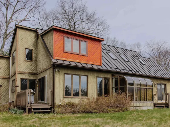 65 Glebe Road, Chesterfield, NH 03462