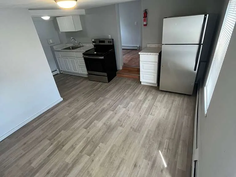 206 Cross St #2 — Photo 2