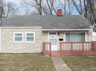 1424 Bel Aire Dr, Belleville, IL