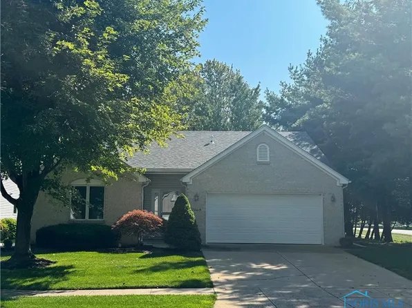 7469 Wicklow Woods Dr, Sylvania, OH 43560