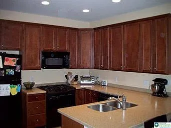 1822 Hemming Way — Photo 3