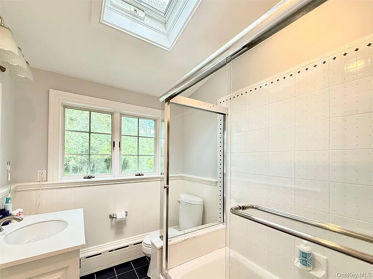 43 Glen Way — Photo 17