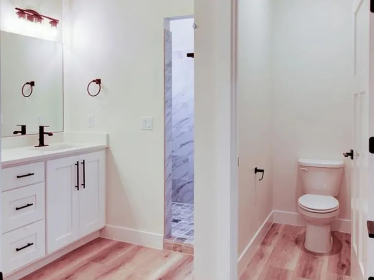 2875 Cody Dr #7 — Photo 32