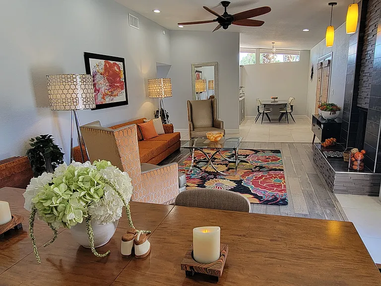 3327 Seminole Cir — Photo 5