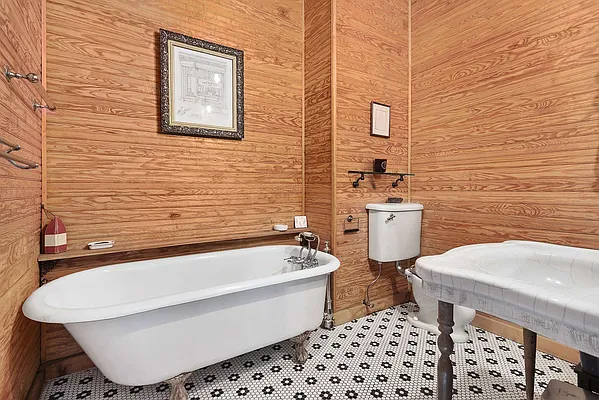 Rented by Compass | media 20