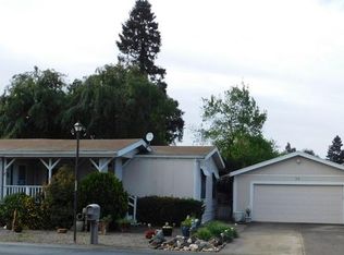 20 W Whispering Way, Lodi, CA 95242