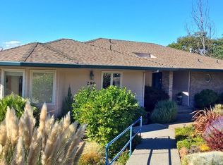 290 Harvard Pl, Medford, OR 97504