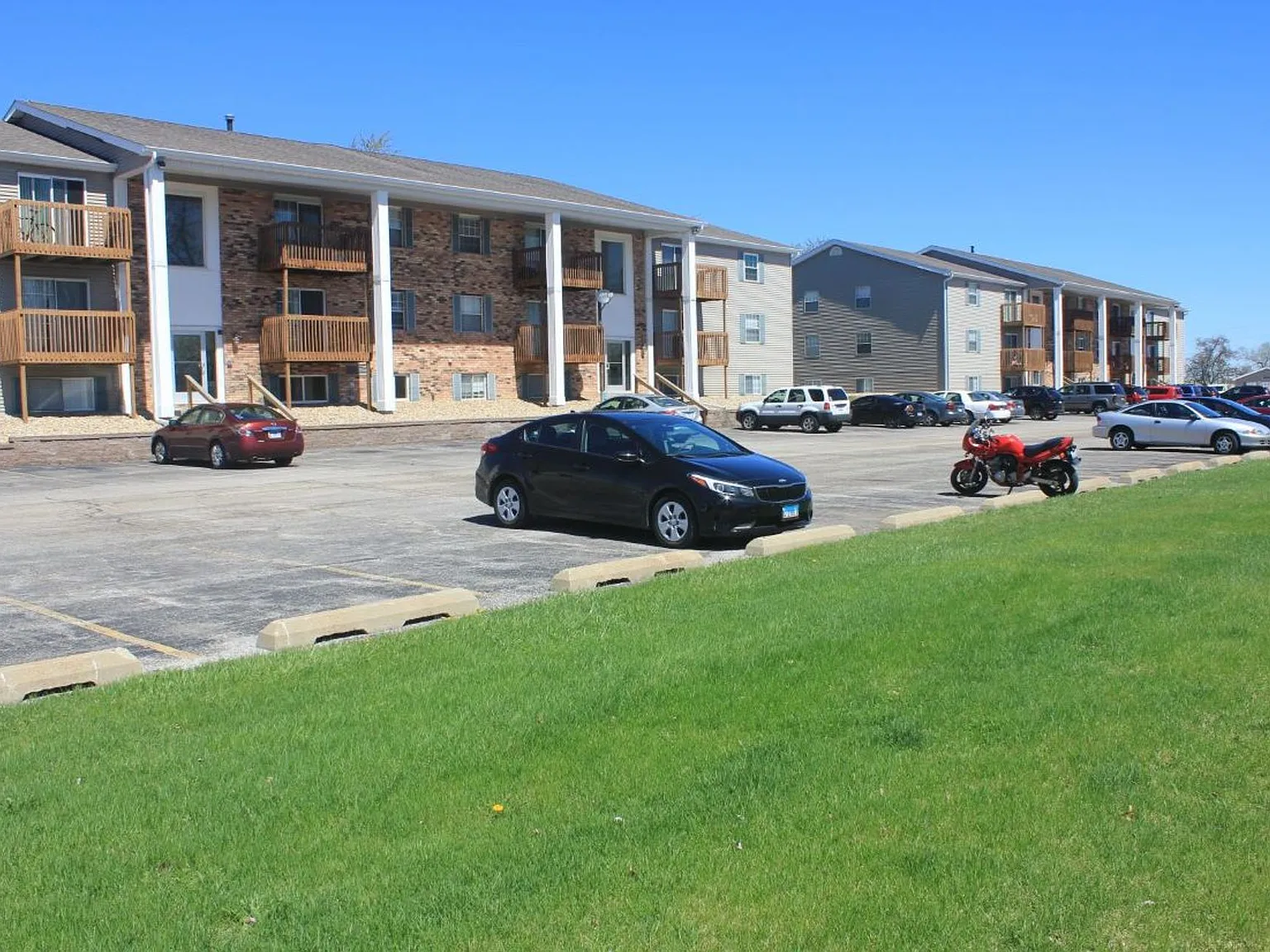 Westporte Apartments — Photo 4