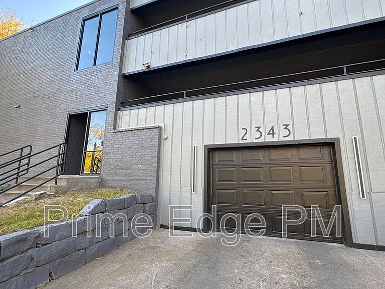 2343 B St #1 — Photo 27