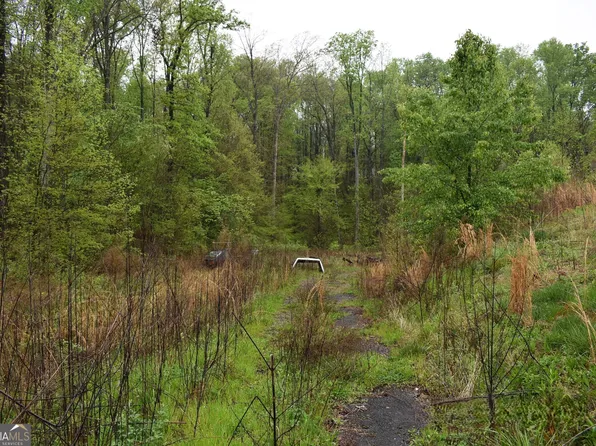 2167 Lawson Dr SE, Dalton, GA 30721