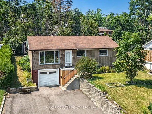 636 Mississaga St W, Orillia, ON L3V 3C6