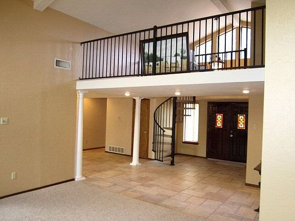 2nd image of 2104 Wydewood Dr