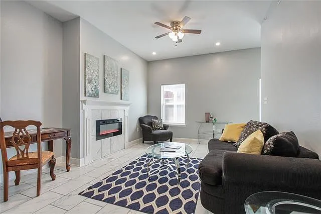 53 Carriage Ln #A — Photo 4