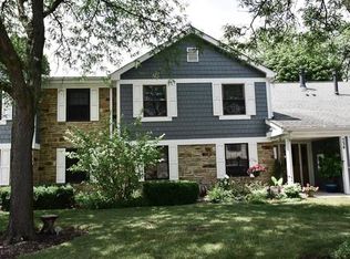 734 Plum Tree Ct APT D1, Wheeling, IL 60090