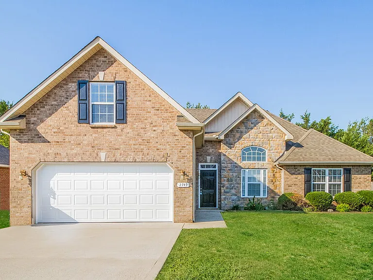 2745 Portside Ct — Photo 1
