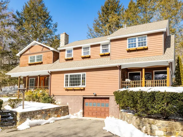 396 Southbury Road, Roxbury, CT 06783