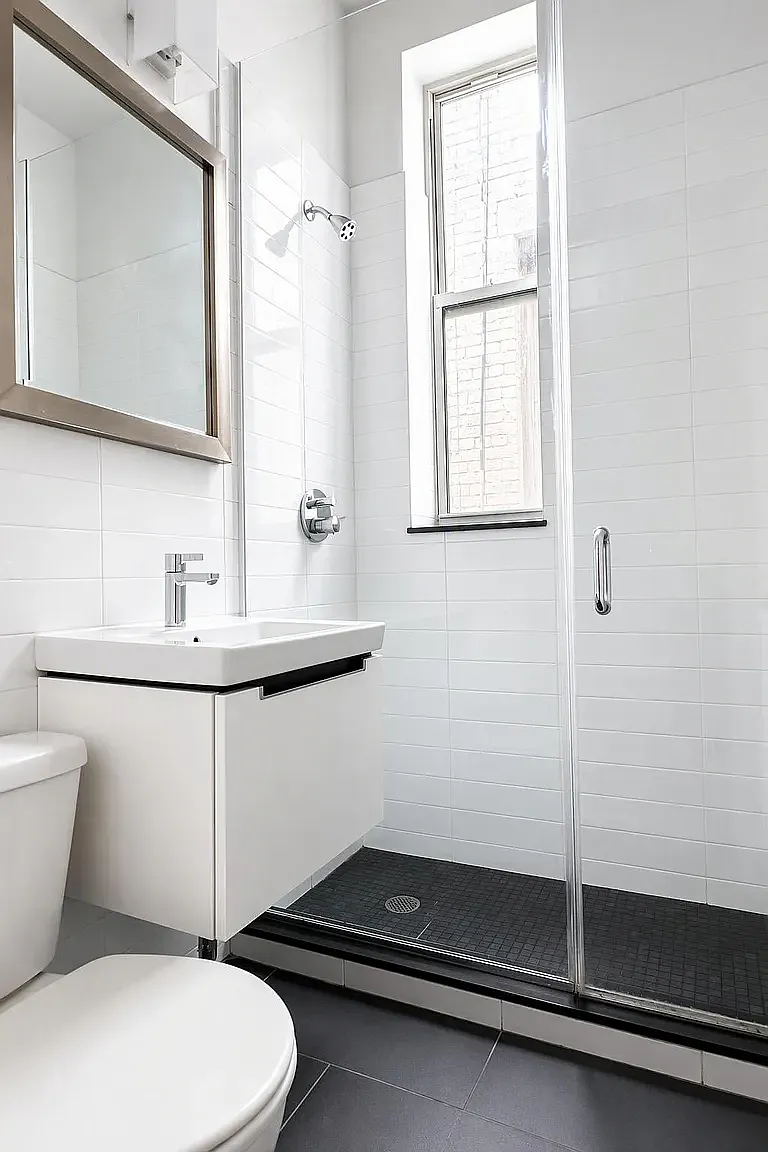 225 East 14th Street — Photo 3