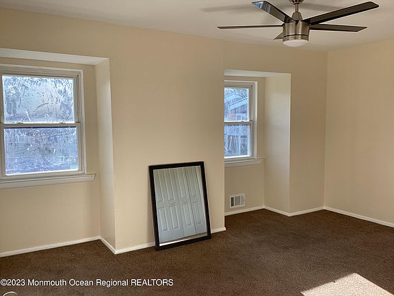 5th image of 148 Esmeralda Court