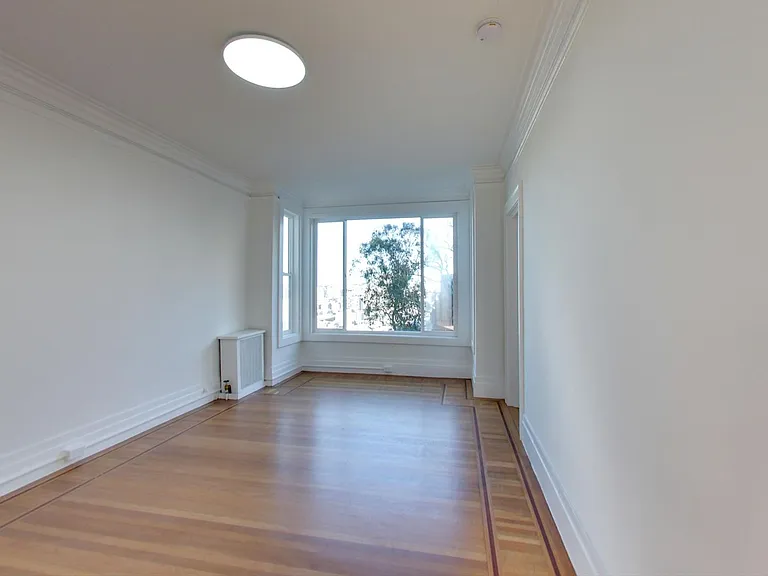 1111 Jones St #5 — Photo 3